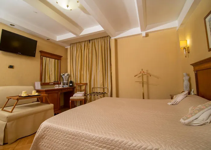 Oda ve Kahvaltı Luxury H 2000 3*