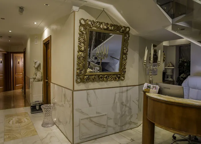 Oda ve Kahvaltı Luxury H 2000 Roma