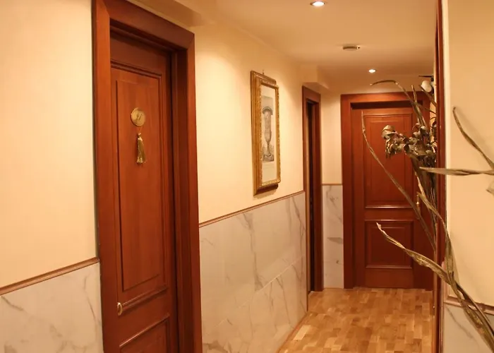 Oda ve Kahvaltı Luxury H 2000