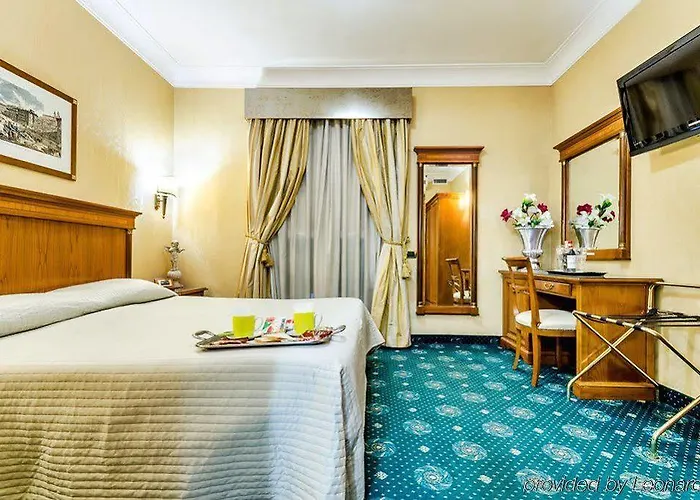Luxury H 2000 Oda ve Kahvaltı Roma