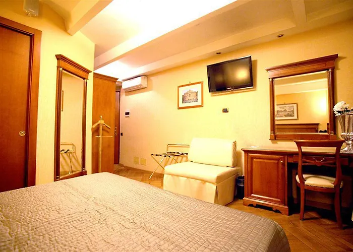 Luxury H 2000 Roma