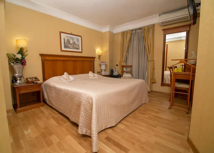 Oda ve Kahvaltı Luxury H 2000